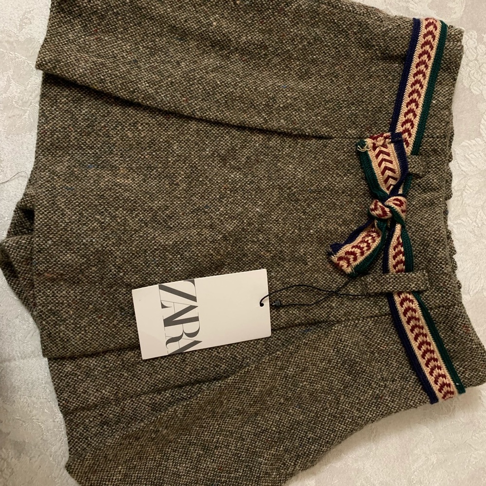Zara Kids Skort with side zipper